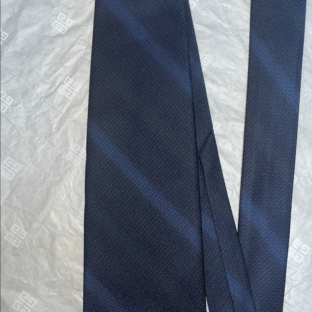 Valentino Tie